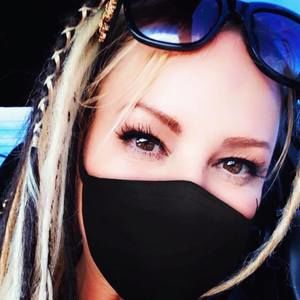 Meet your Posher, Jen